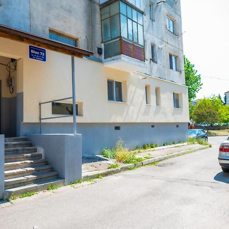 Relaxveld Galaxy Apartment คูร์ตา เด อาร์เจช ภายนอก รูปภาพ