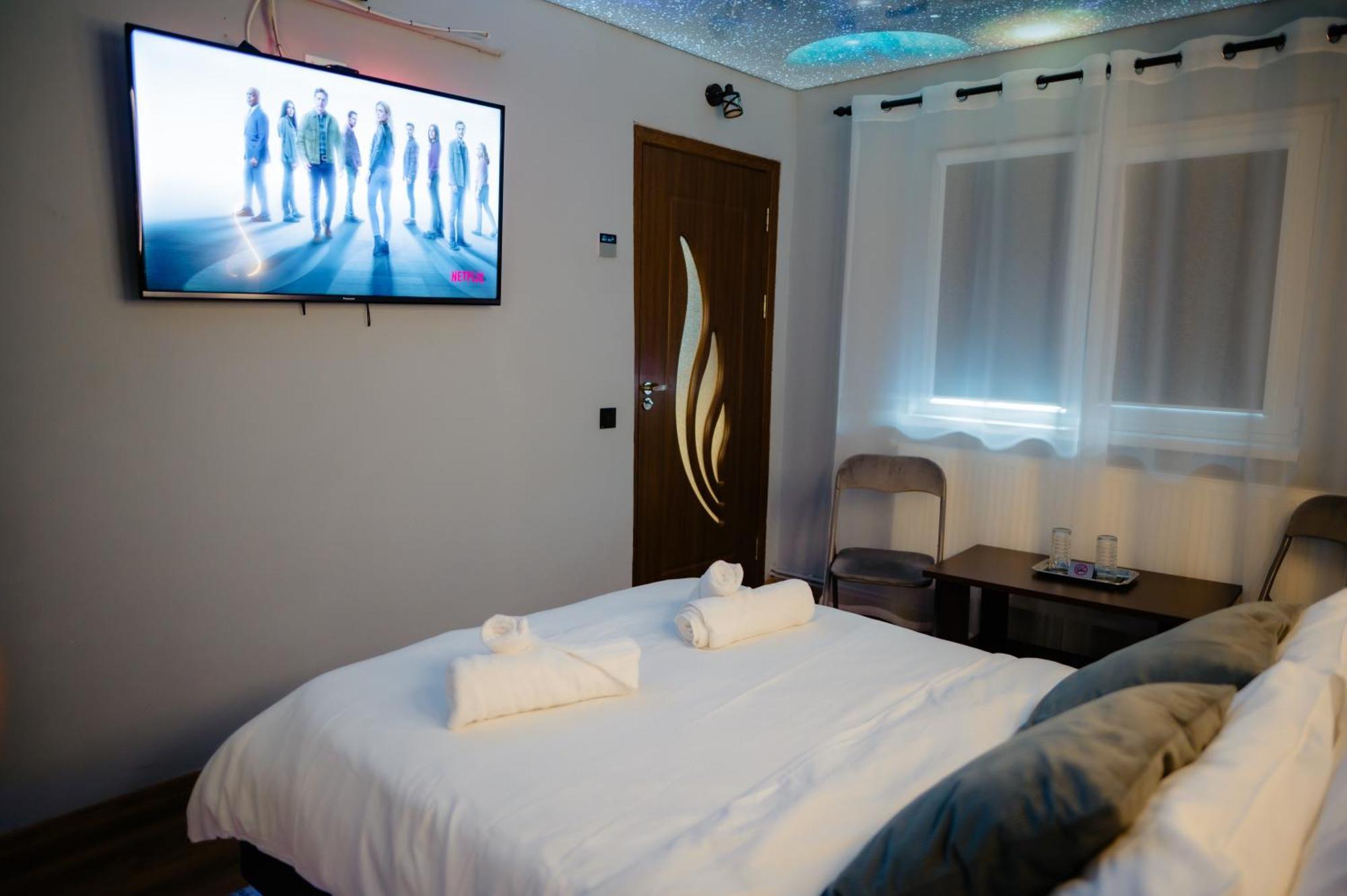 Relaxveld Galaxy Apartment คูร์ตา เด อาร์เจช ภายนอก รูปภาพ